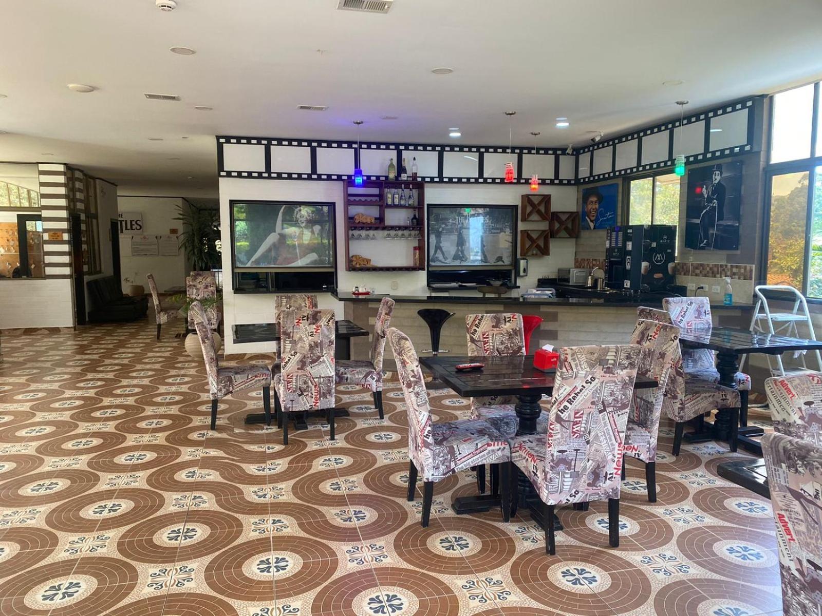 Hollywood Paradise Hotel Ριονέγρο Εξωτερικό φωτογραφία