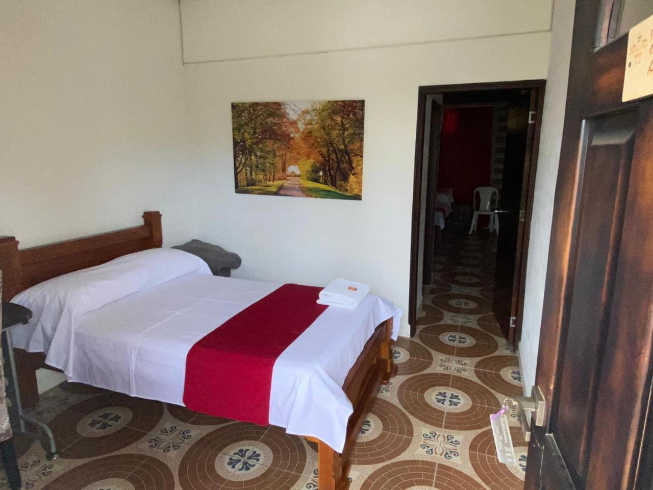 Hollywood Paradise Hotel Ριονέγρο Εξωτερικό φωτογραφία